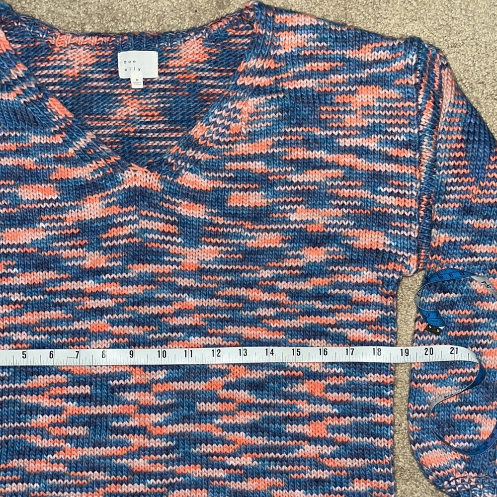 Sweater - Picture 4 of 5